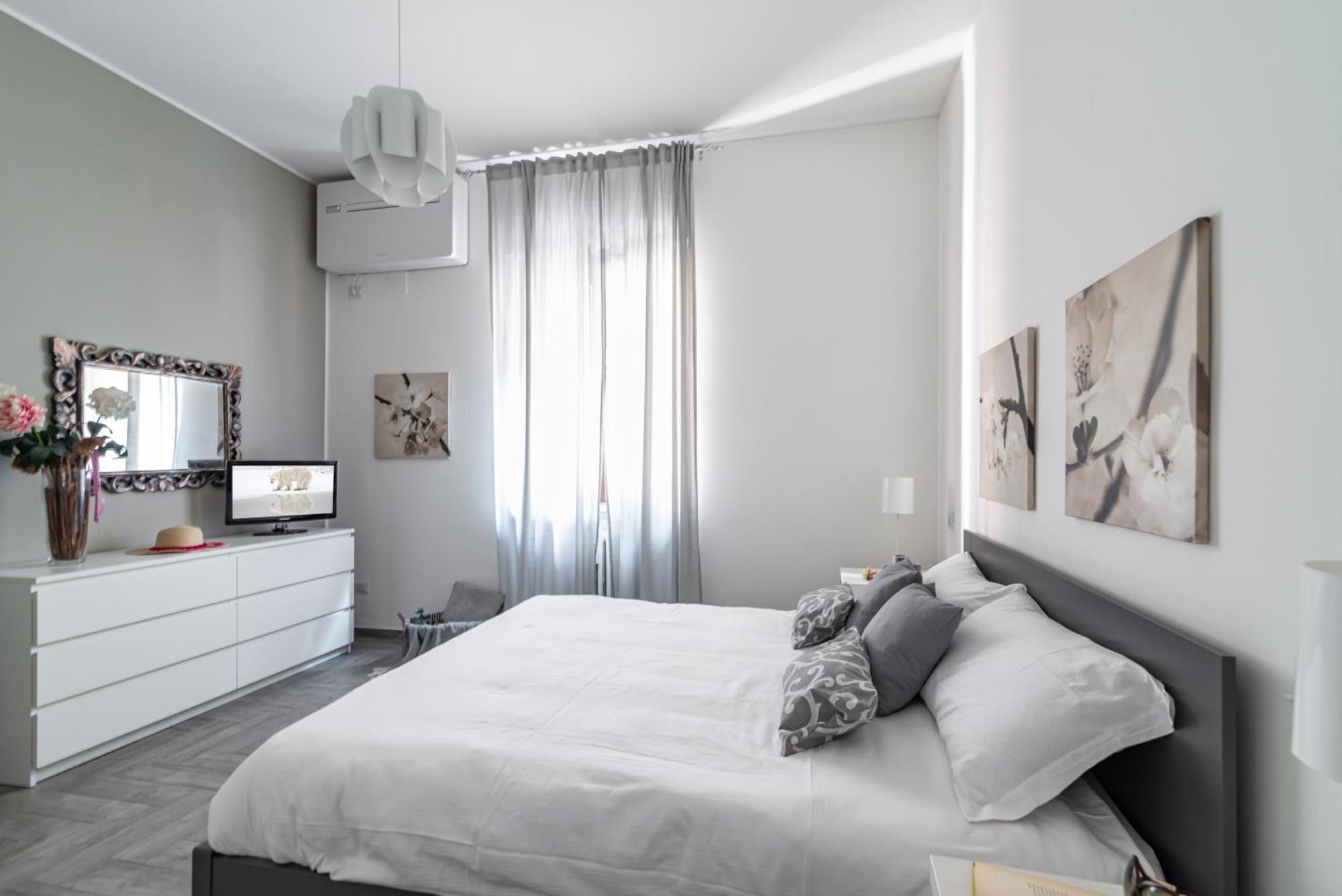 Casa Alessia - Confortevole Bilocale Piazza Del Carmine - By Host4u