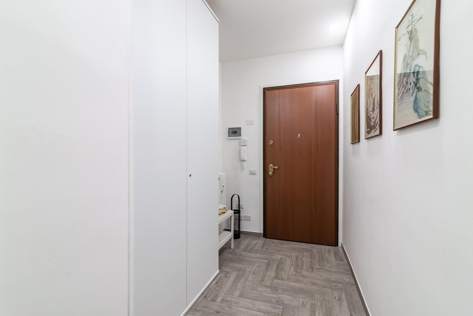 Casa Alessia - Confortevole Bilocale Piazza Del Carmine - By Host4u