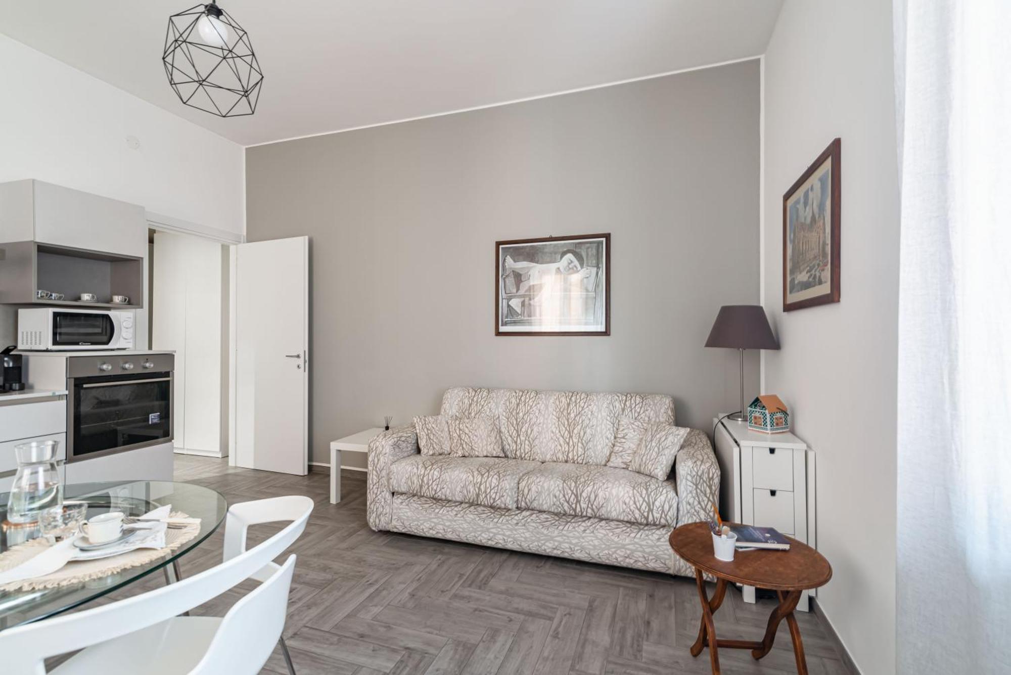 Casa Alessia - Confortevole Bilocale Piazza Del Carmine - By Host4u * Pavia